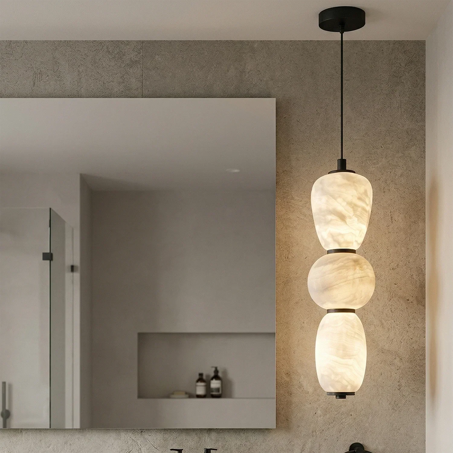 Alabaster Pendulous Pearl Pendant Light | wildoxy