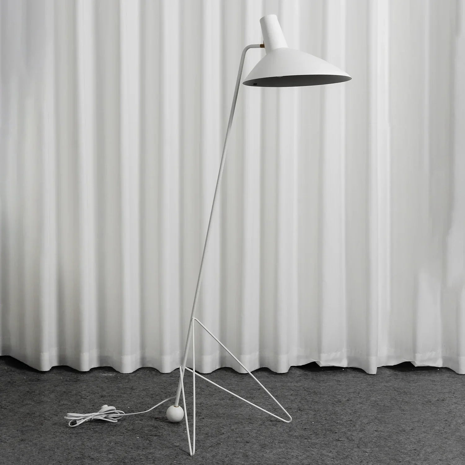 Aldric Mid-Century Tripod Floor Lamp | wildoxy