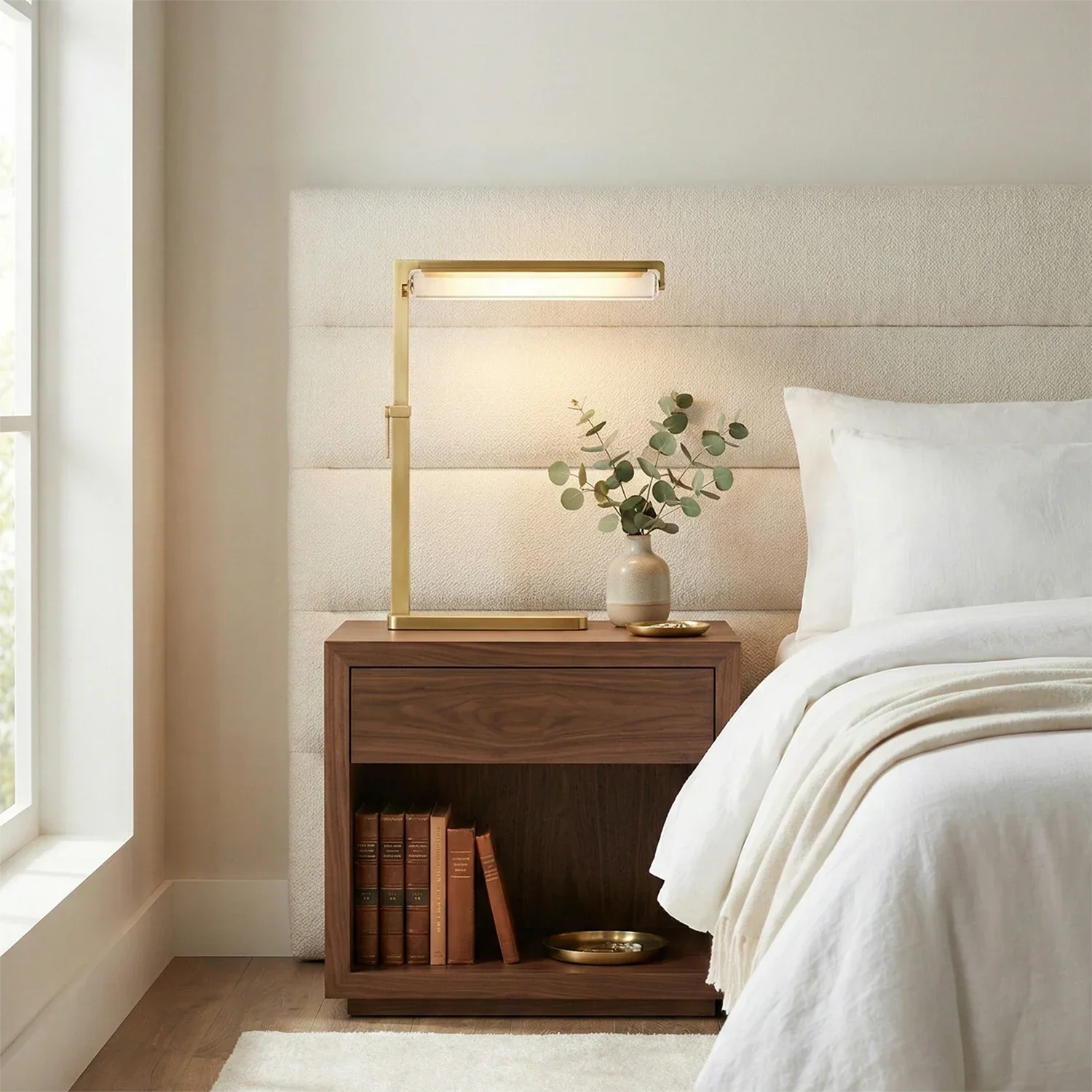 Audobos Glass Task Table Lamp | wildoxy