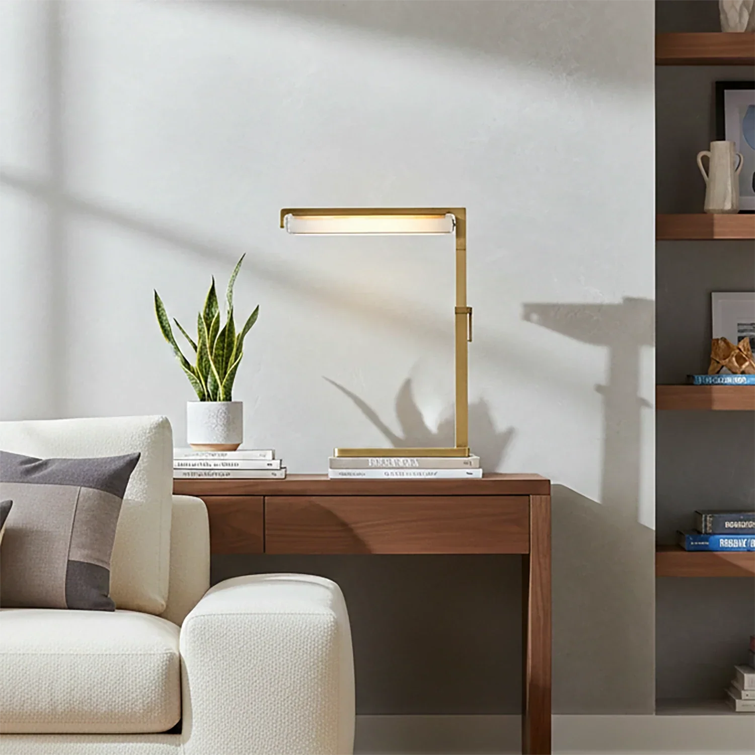 Audobos Glass Task Table Lamp | wildoxy