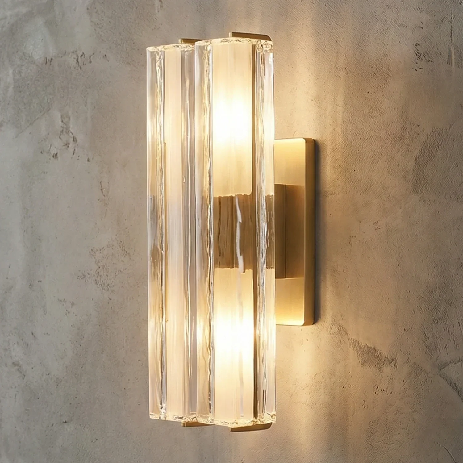 Audubonne Minimalist Crystal Column Sconce | wildoxy
