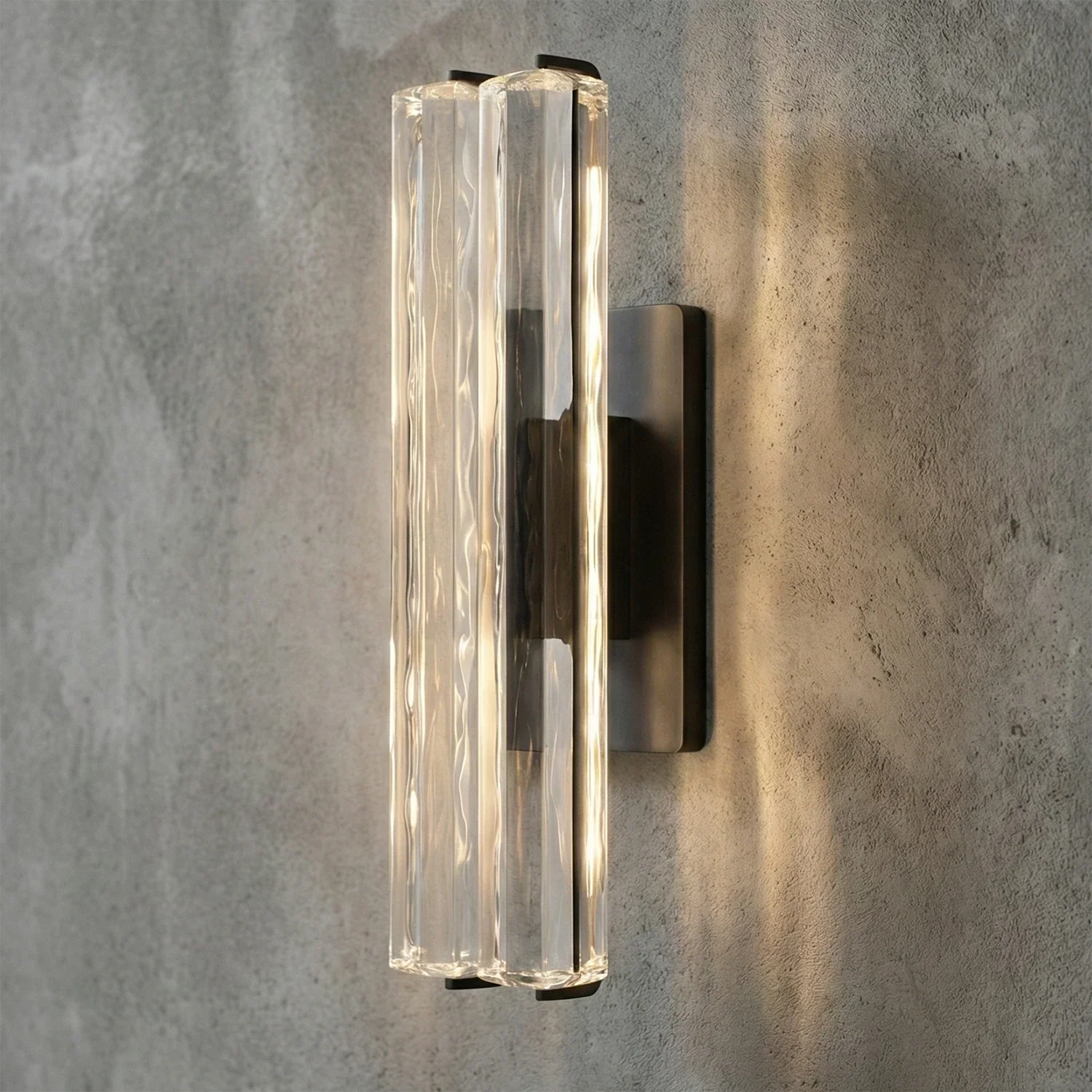 Audubonne Minimalist Crystal Column Sconce | wildoxy