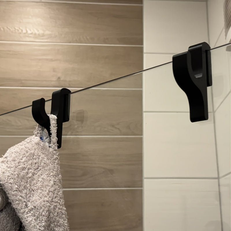 Bathvitra Edles Glas-Badezimmeraccessoire — Kompakte 3D-Glassilhouette, Unterstützung für Handtuch und Bademantel