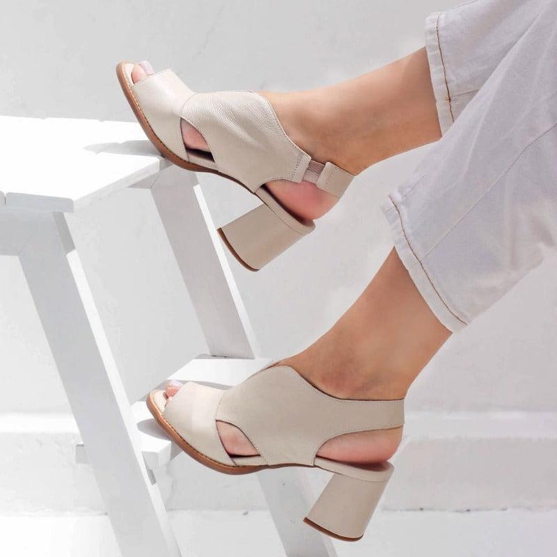 Damen-Ledersandalen mit Blockabsatz, offener Zehenpartie, Bordeauxrot