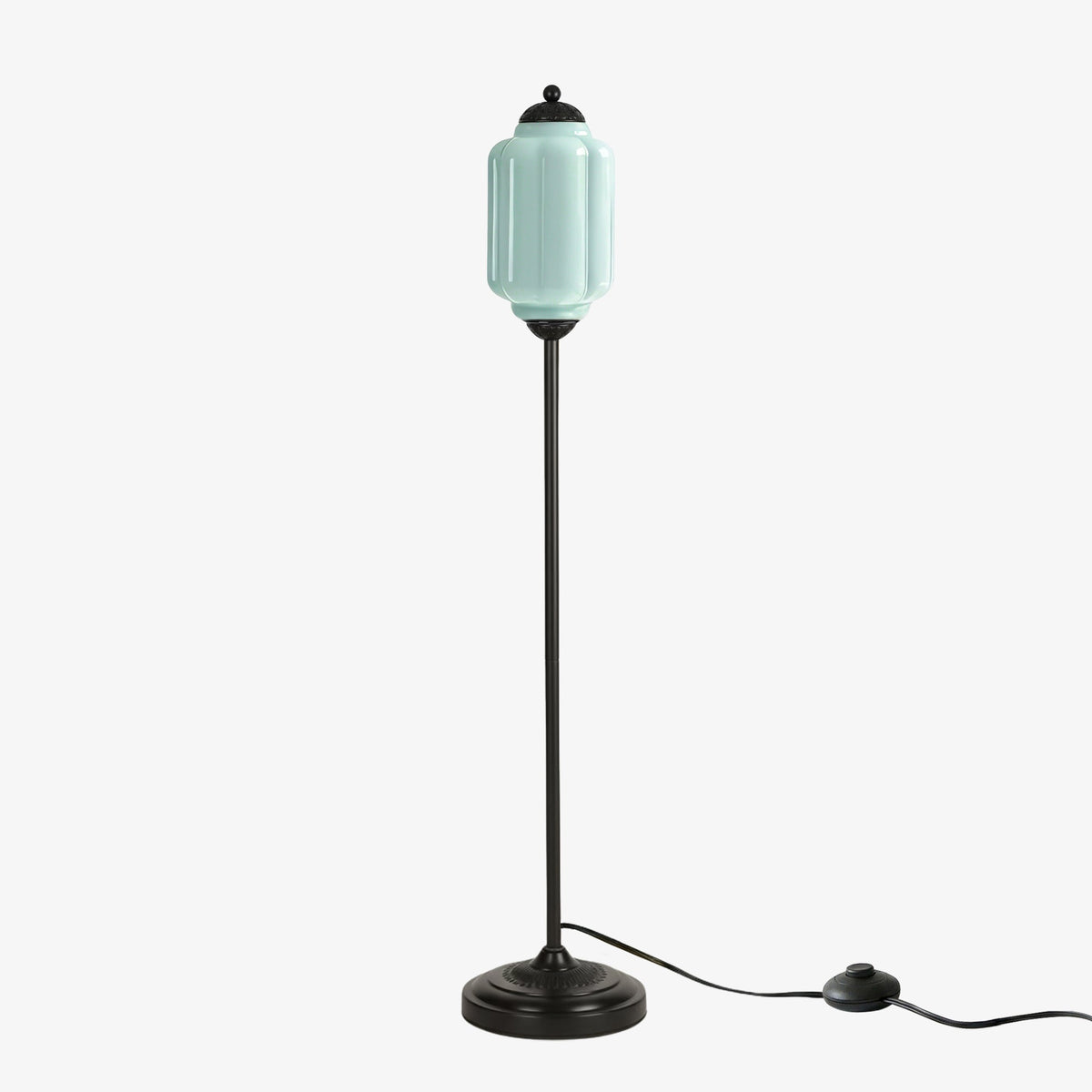 Glas-Stehlampe in Kürbisform — retro-inspirierter organischer Stil