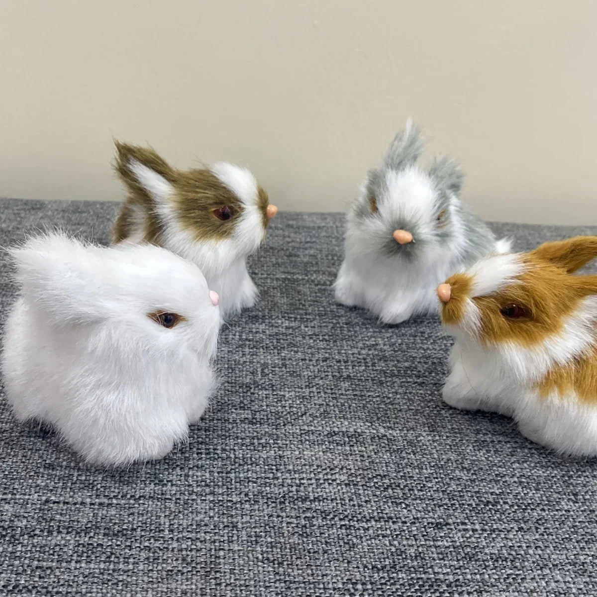 BUNNIVA复活节兔子摆件套装 - 四件艺术雕塑