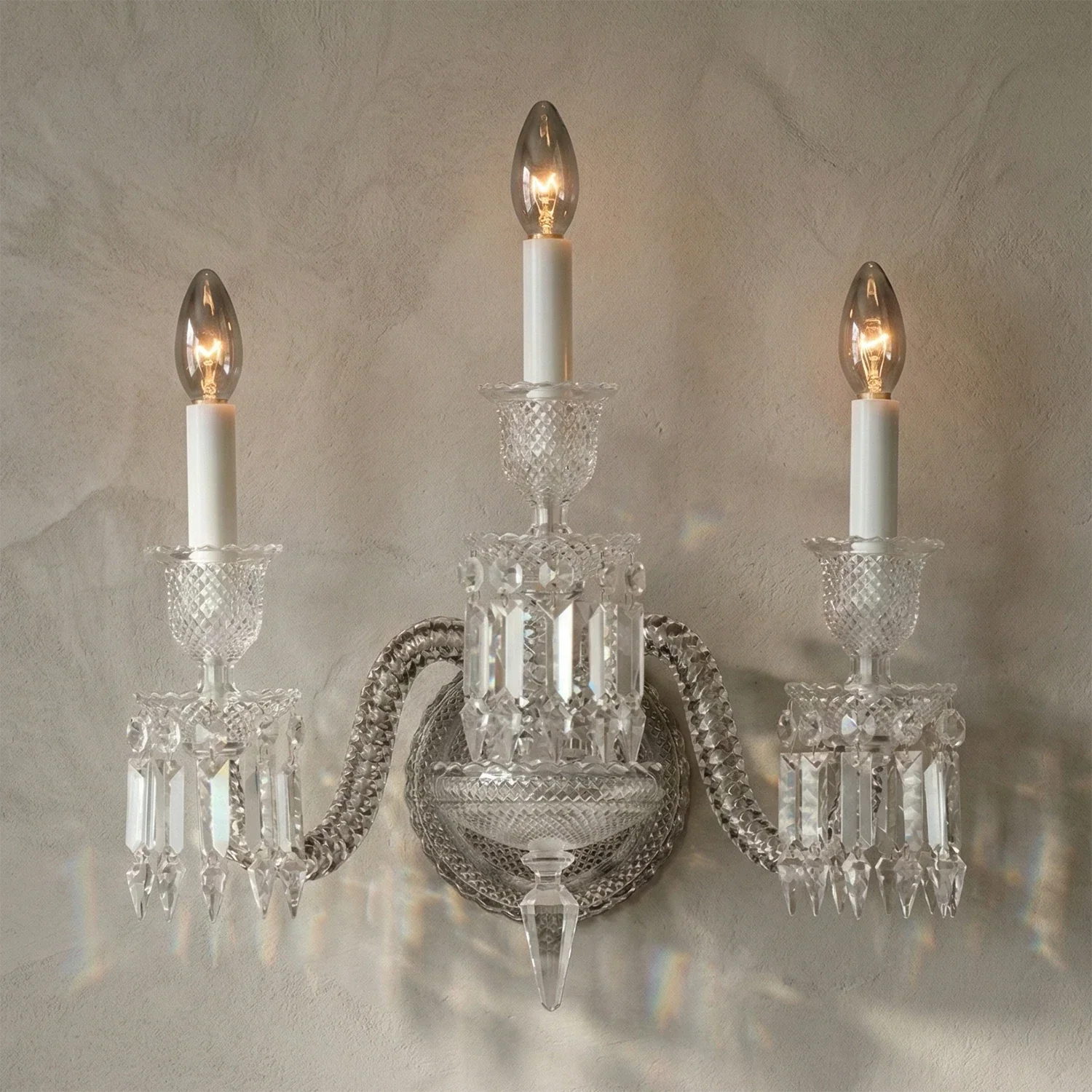 Caelum Apex Crystal Wall Lamp | wildoxy
