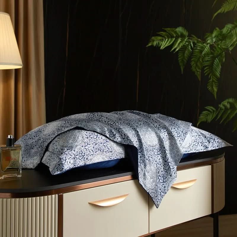 Caressence Mulberry Silk Pillowcase — Smooth Finish, Breathable Weave