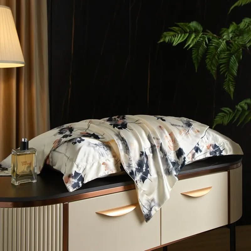 Caressence Mulberry Silk Pillowcase — Smooth Finish, Breathable Weave