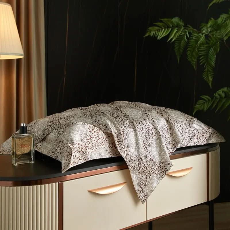 Caressence Mulberry Silk Pillowcase — Smooth Finish, Breathable Weave