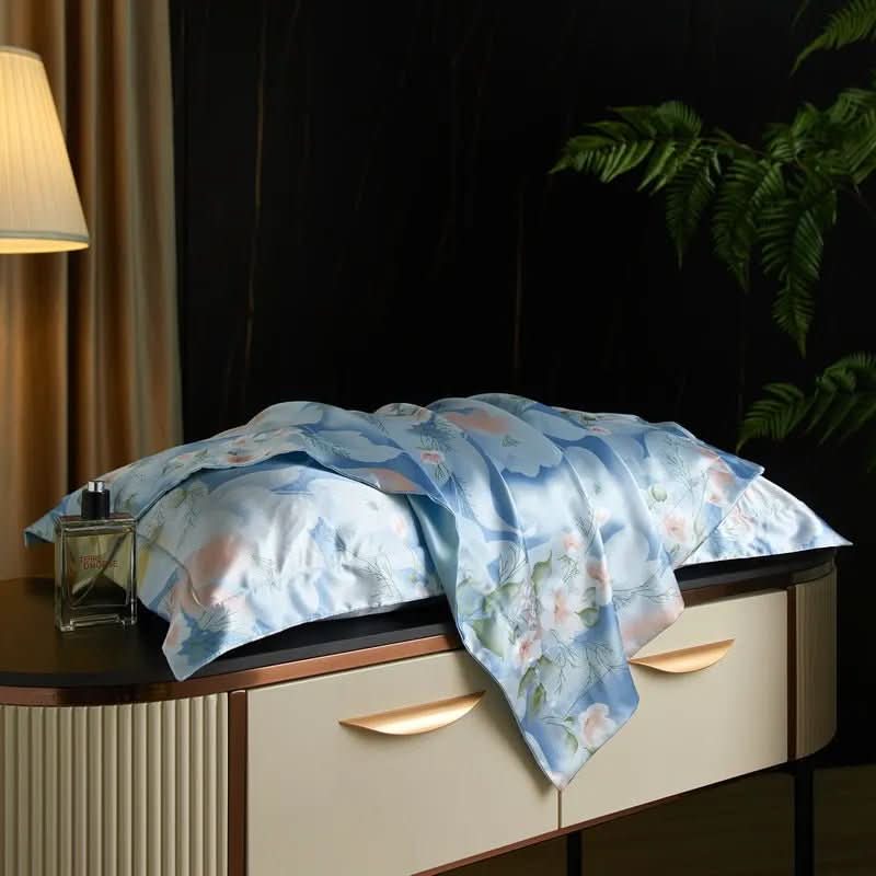Caressence Mulberry Silk Pillowcase — Smooth Finish, Breathable Weave