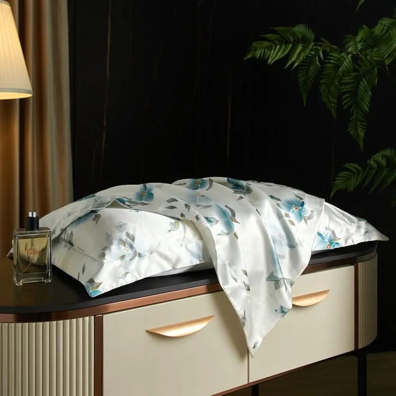 Caressence Mulberry Silk Pillowcase — Smooth Finish, Breathable Weave