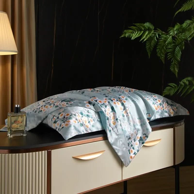 Caressence Mulberry Silk Pillowcase — Smooth Finish, Breathable Weave