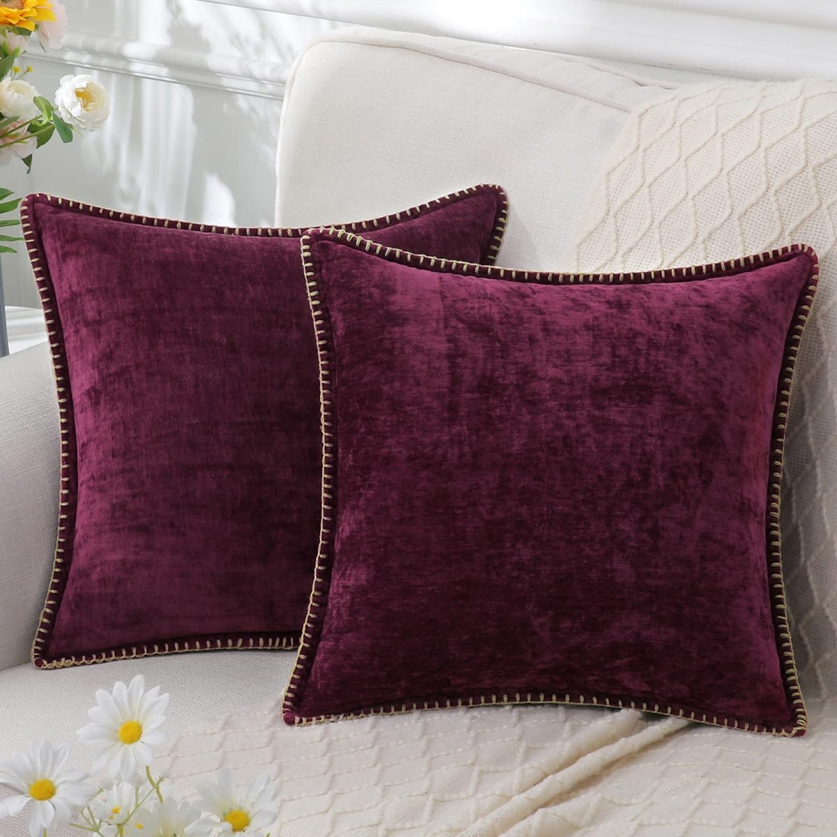 Coussin décoratif moelleux en chenille Chenilux — Tissage luxueux au toucher doux
