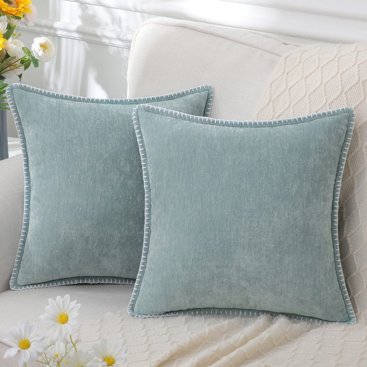 Coussin décoratif moelleux en chenille Chenilux — Tissage luxueux au toucher doux
