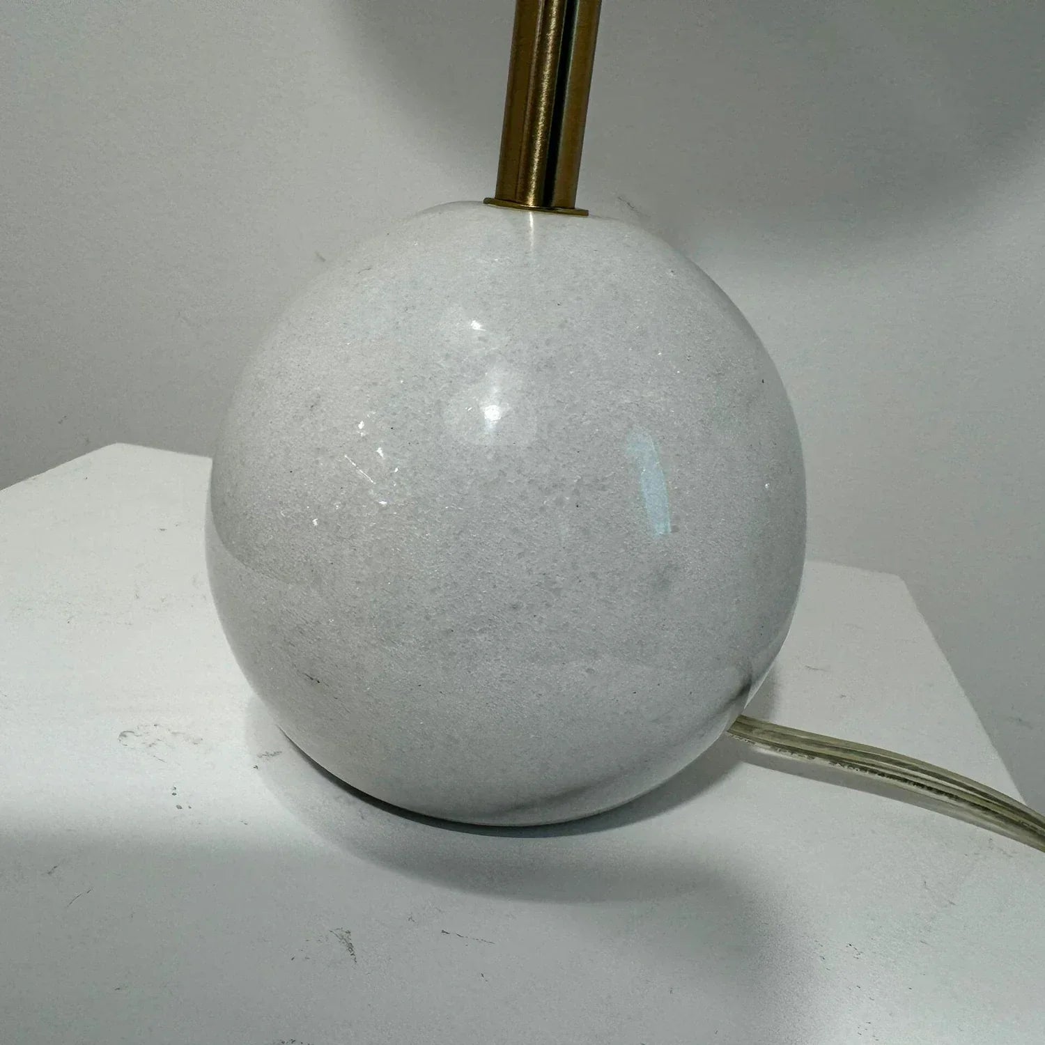 Cleon Orb Base Table Lamp | wildoxy