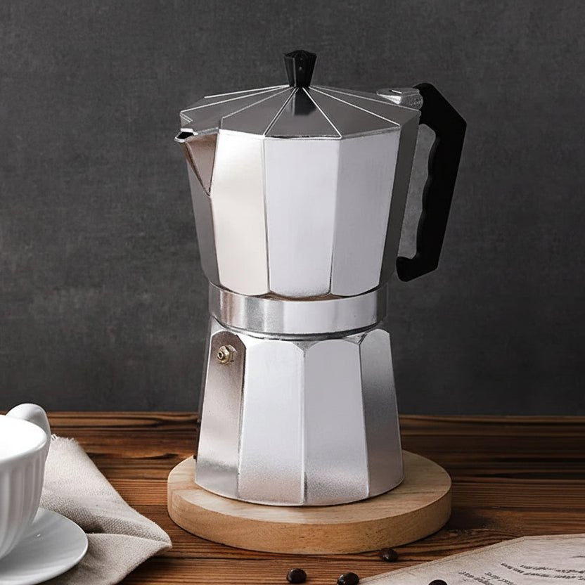 COFFEELORE italský hliníkový osmihranný moka kávovar — tradiční provedení na sporák