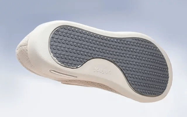 Comfortfit široké boty — polstrovaná pěnová stélka, prostorná špička