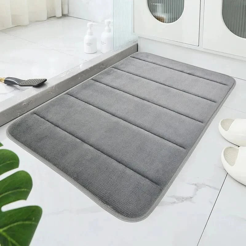 Coral Velvet Plush Microfiber Bath Mat — Absorbent Surface, Non-Slip Backing