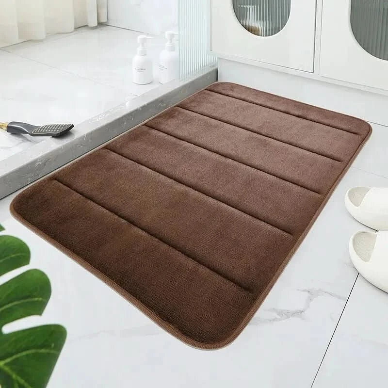 Coral Velvet Plush Microfiber Bath Mat — Absorbent Surface, Non-Slip Backing