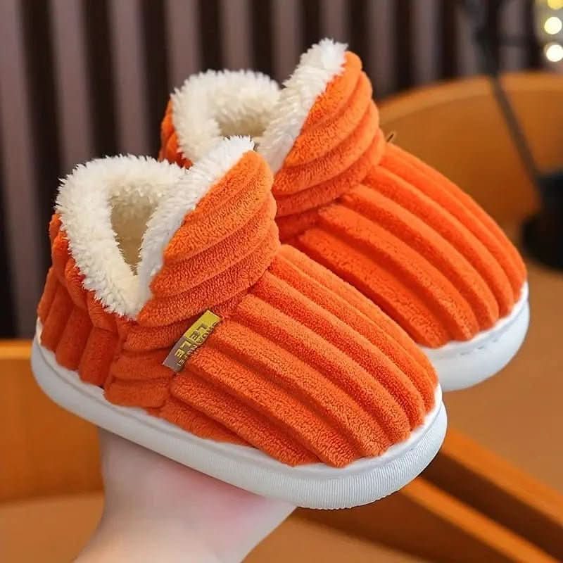 COZYWALK 冬用あったかスリッパ - 保温性のある内側、クッション性のあるフットベッド