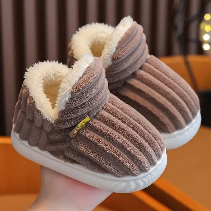 COZYWALK 冬用あったかスリッパ - 保温性のある内側、クッション性のあるフットベッド