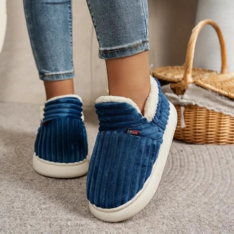 COZYWALK 冬用あったかスリッパ - 保温性のある内側、クッション性のあるフットベッド