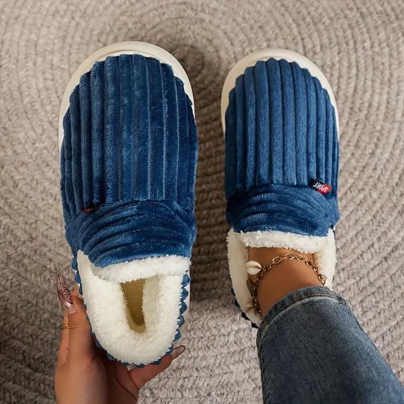 COZYWALK 冬用あったかスリッパ - 保温性のある内側、クッション性のあるフットベッド