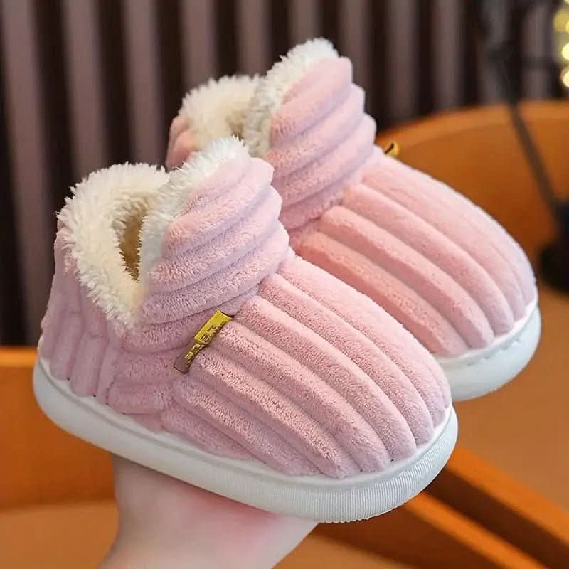 COZYWALK 冬用あったかスリッパ - 保温性のある内側、クッション性のあるフットベッド