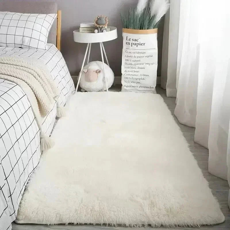 Tapis en laine douce Creamora, blanc crème, texture moelleuse sous les pieds
