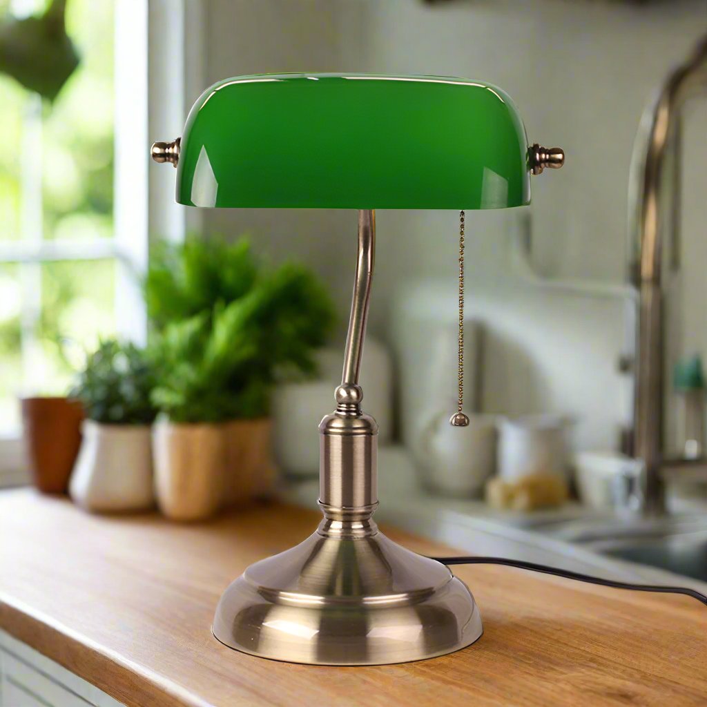 Elara Lux European Style Glass Desk Lamp — Antique Charm, Focused Illumination