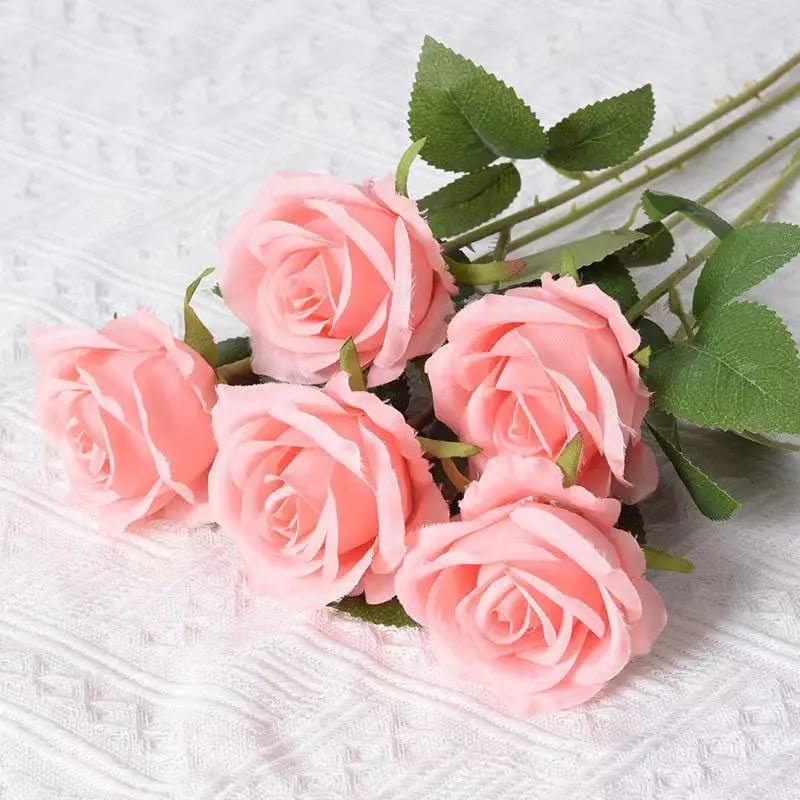Rosas de veludo DECOVEL — Flores artificiais macias ao toque e realistas