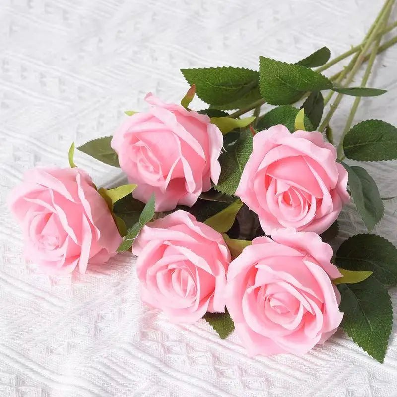 Rosas de veludo DECOVEL — Flores artificiais macias ao toque e realistas