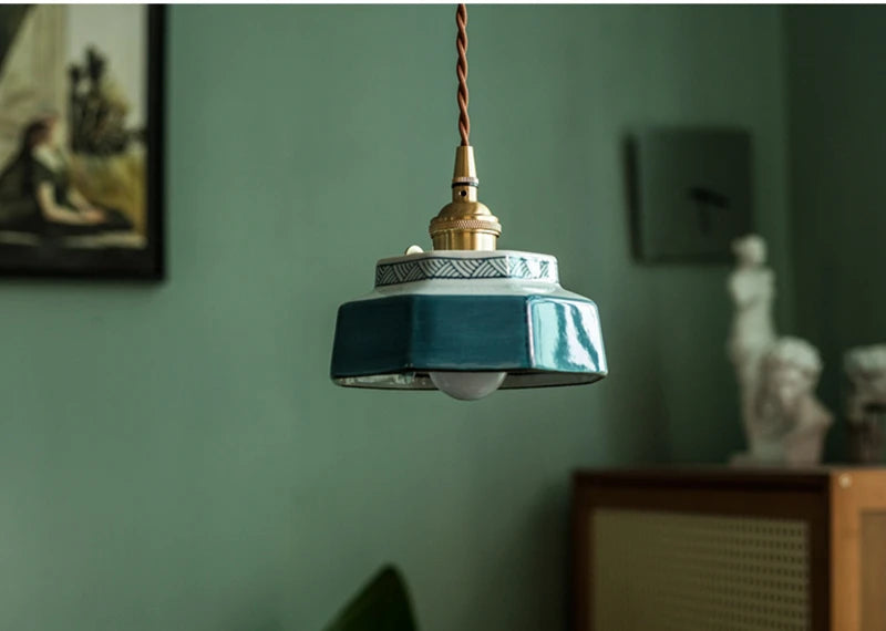 Lampă suspendată din ceramică pictată manual, element de fixare din cupru