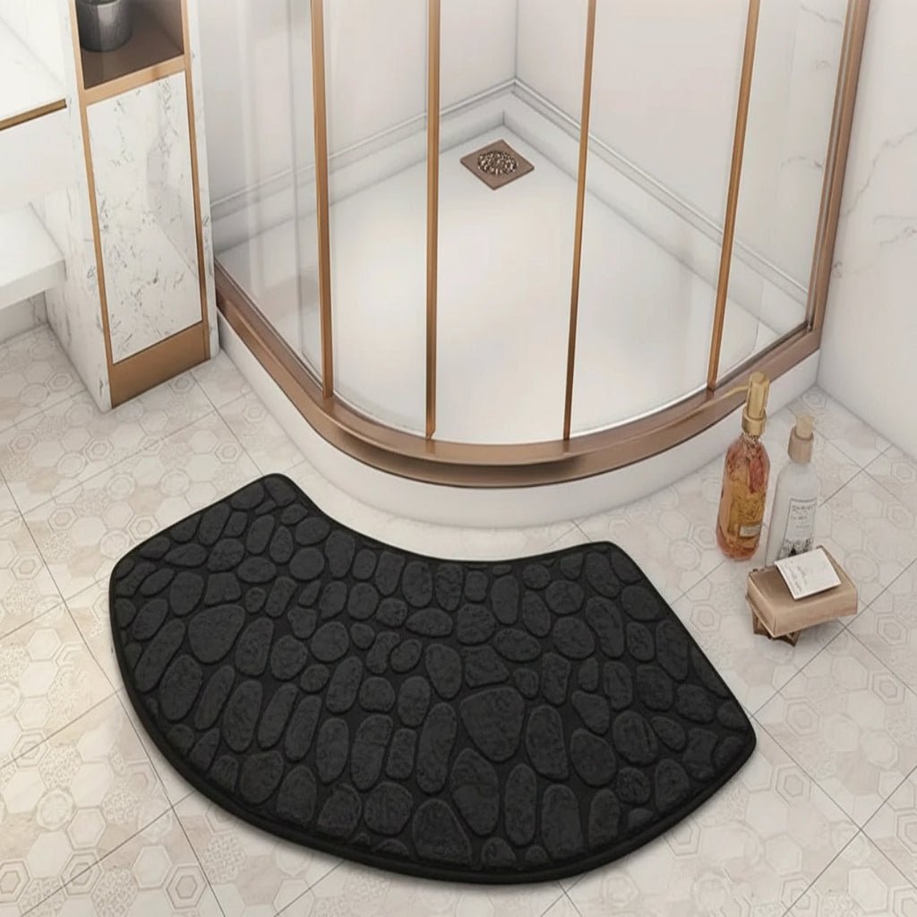 Drystay Griply Curved Absorbent Bath Mat — Stable Non-Slip Base, Ergonomic Shape