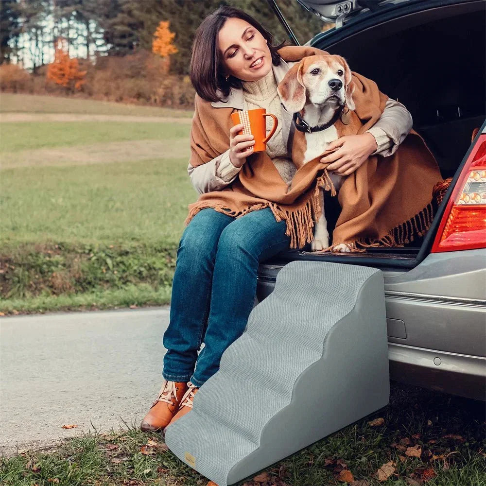 EASYPET CLIMB 5stupňová měkká pěnová rampa pro psy — mírný sklon a snímatelný potah