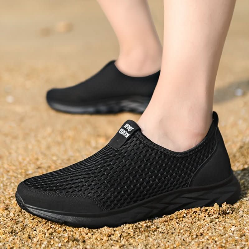 נעלי סניקרס נושמות EasyStride ללא שרוכים — עיצוב קל משקל ומרופד