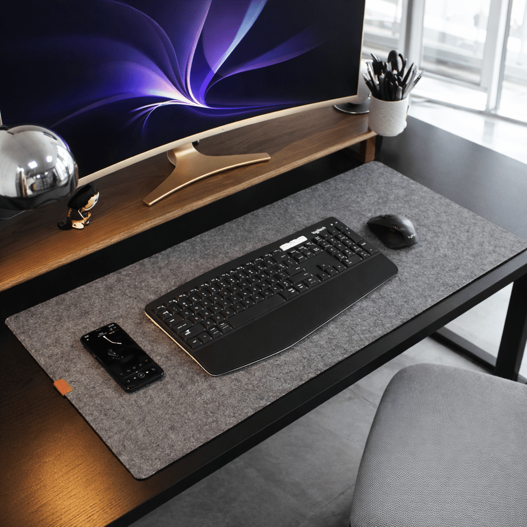 Grand sous-main de bureau en feutre de laine FELTPRO - surface lisse, dessous antidérapant
