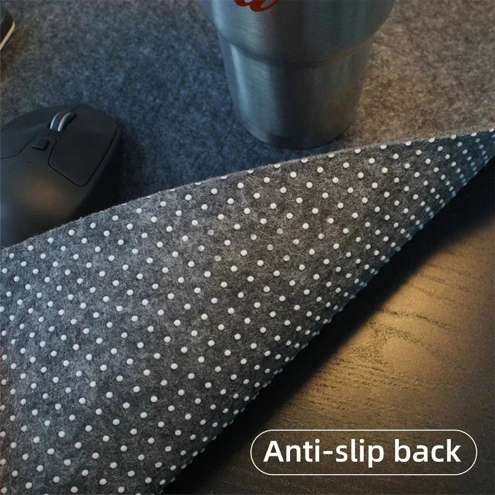 Grand sous-main de bureau en feutre de laine FELTPRO - surface lisse, dessous antidérapant