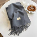 FEMORA zweifarbiger Pashmina-Schal - weiche Fransen, leichter Fall