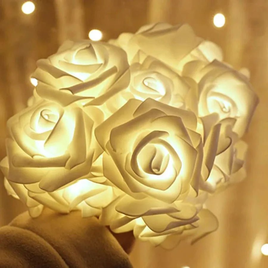 Floraglow guirlandes lumineuses féeriques à roses — LED blanc chaud doux, longueur de 2m, accents de roses artificielles