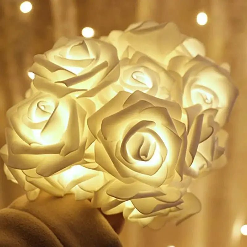 Floraglow guirlandes lumineuses féeriques à roses — LED blanc chaud doux, longueur de 2m, accents de roses artificielles