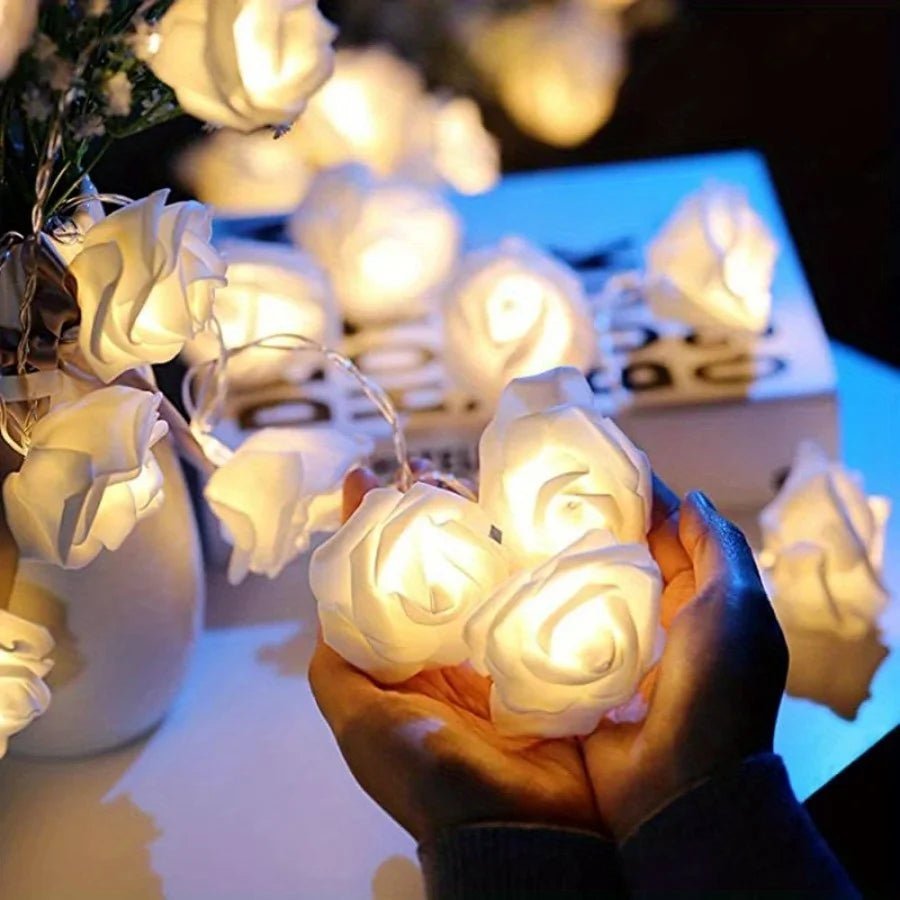 Floraglow guirlandes lumineuses féeriques à roses — LED blanc chaud doux, longueur de 2m, accents de roses artificielles