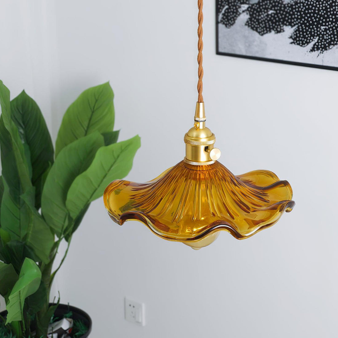 Floral Glass Pendant Light | wildoxy