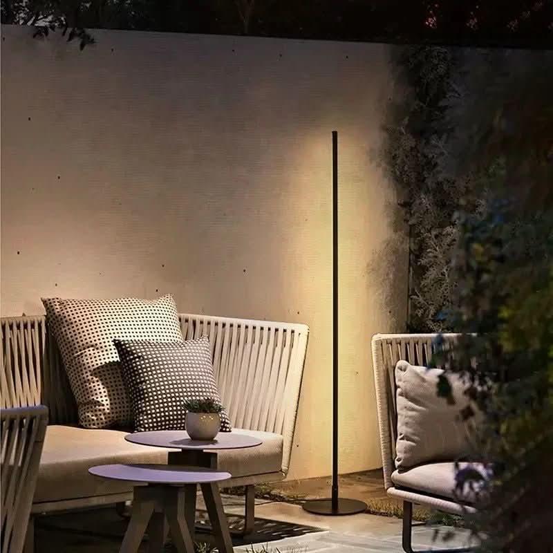 FLORENCE LED-Stehlampe – blendfreies warmweißes Licht, minimalistisches Design