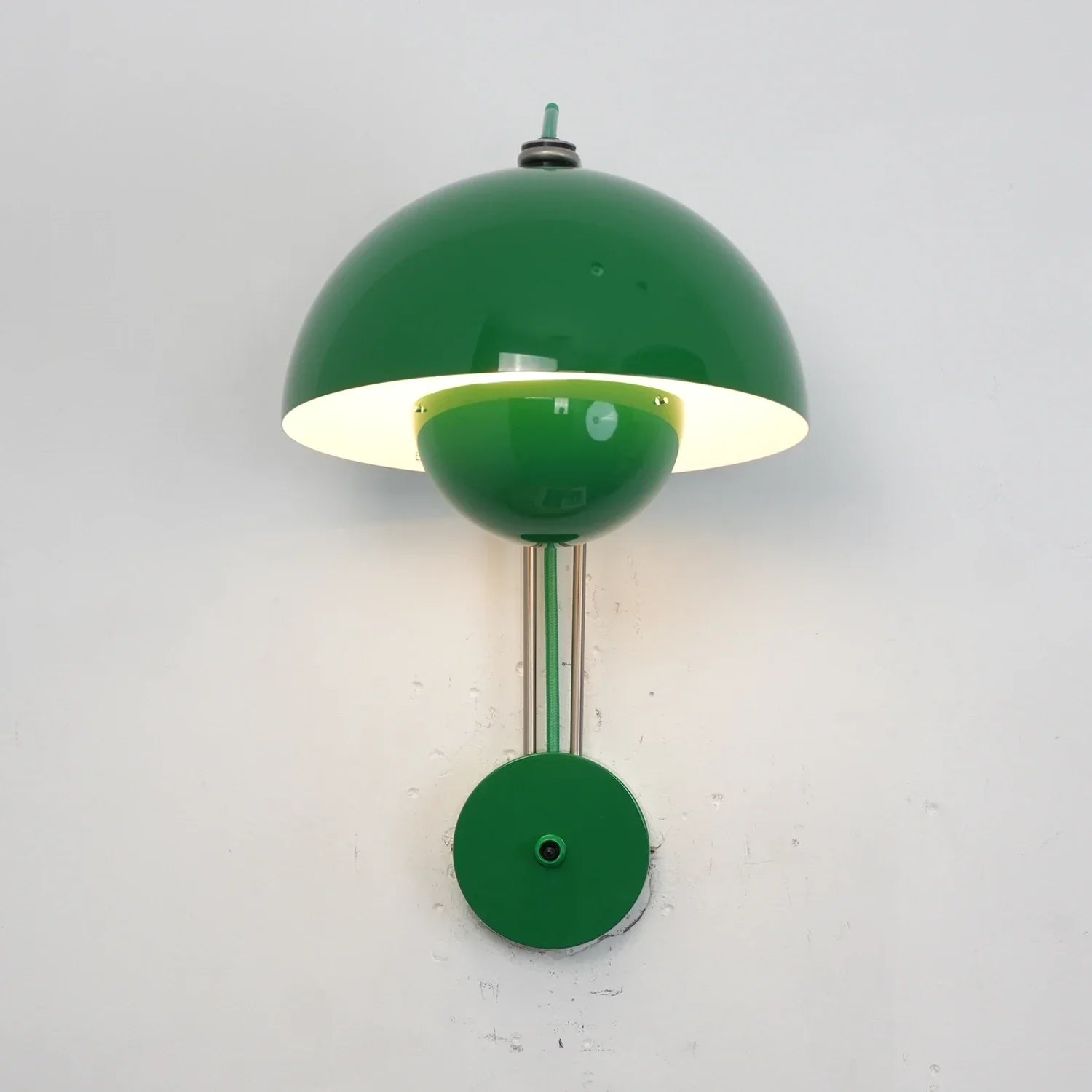 Flower VP8 Wall Lamp | wildoxy