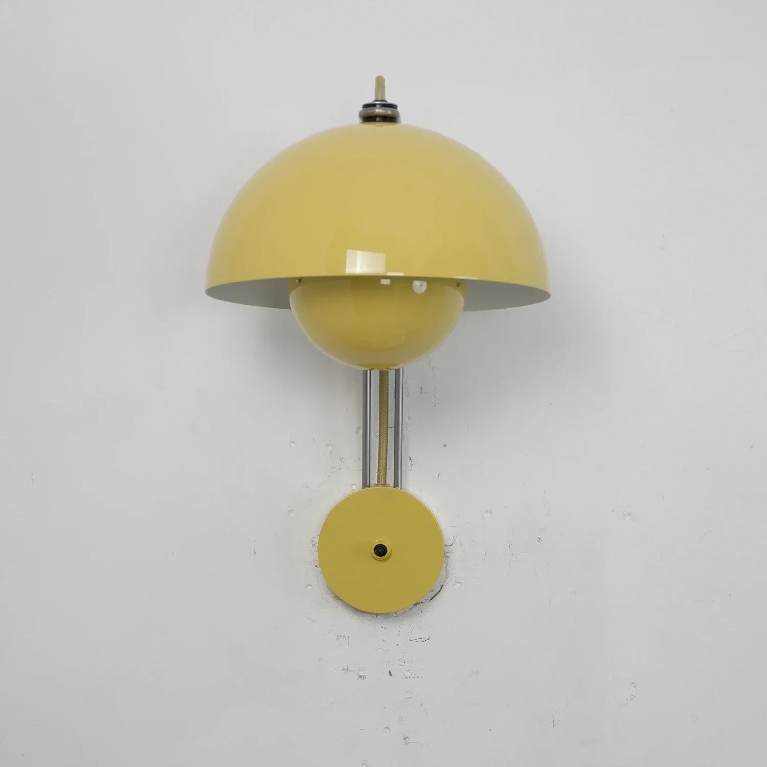 Flower VP8 Wall Lamp | wildoxy