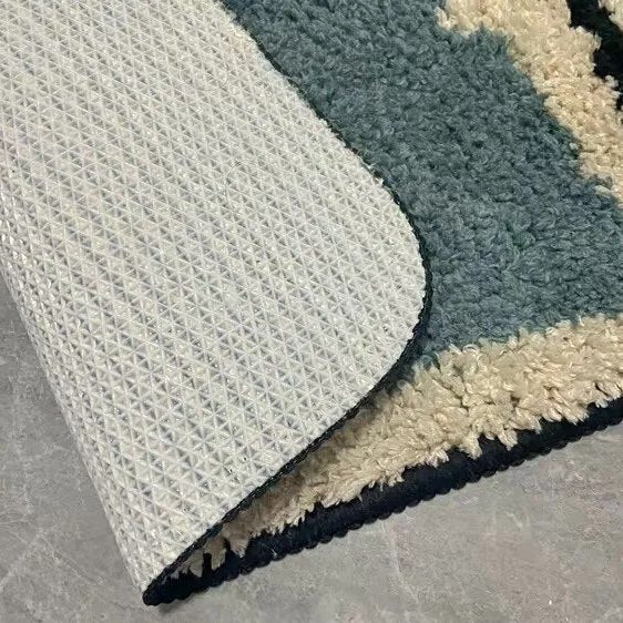 FORMELLE Handcrafted Bath Mat — Non-Slip Backing, Abstract Pattern