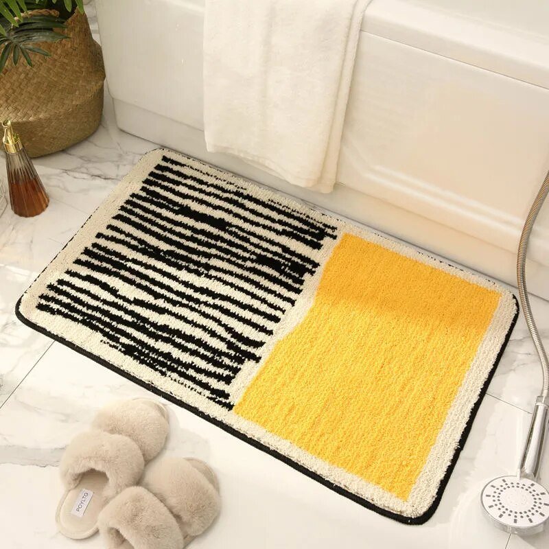 FORMELLE Handcrafted Bath Mat — Non-Slip Backing, Abstract Pattern