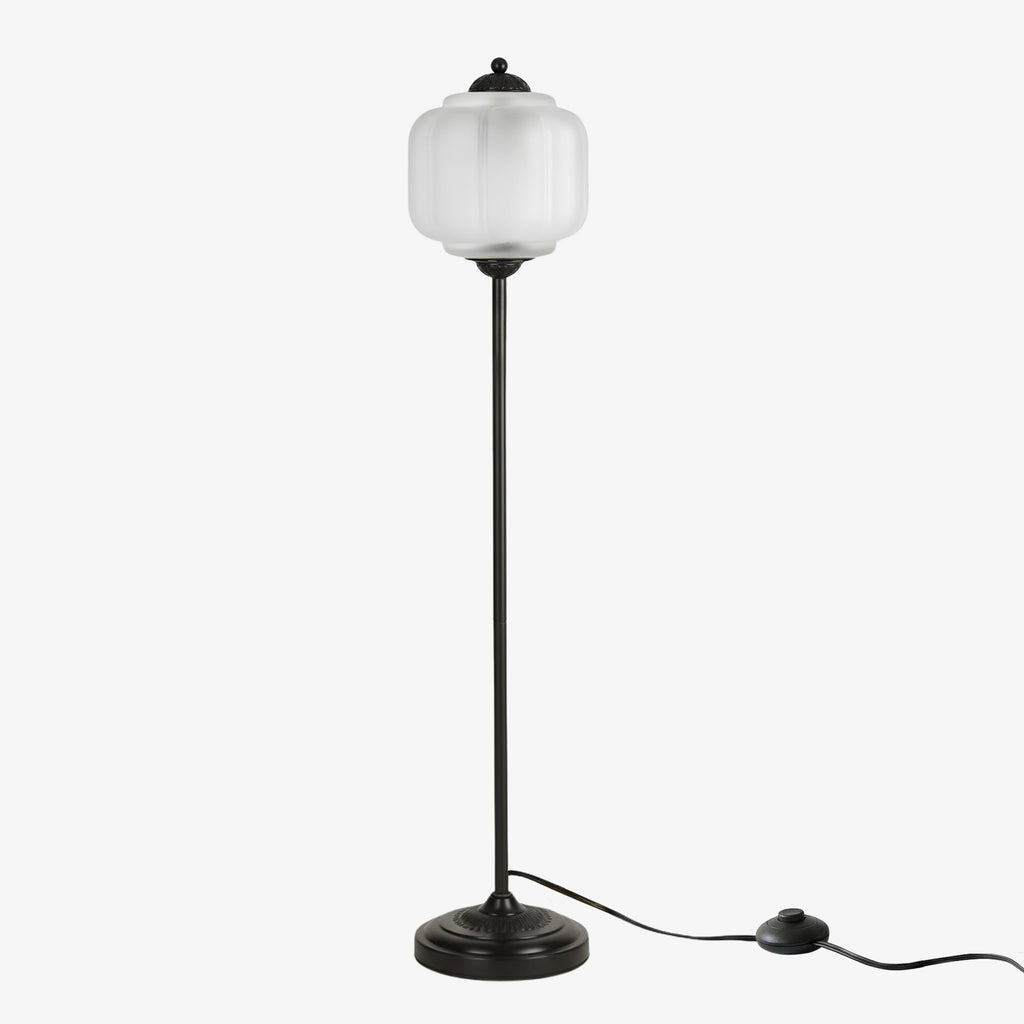 Glas-Stehlampe in Kürbisform — retro-inspirierter organischer Stil